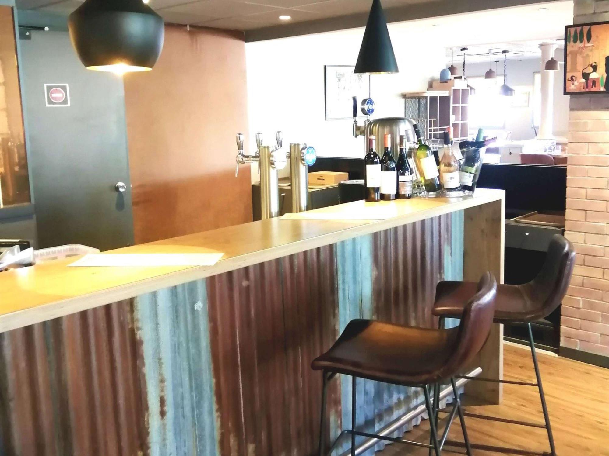 Ibis Poitiers Sud Hotel Eksteriør billede